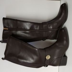 Ladies Tommy Hilfiger New, Leather Brown Riding Boots, size 8 1/2